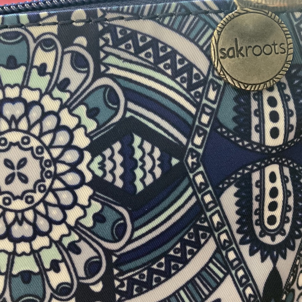 Sakroots Navy Wanderlust Essential Medium Cosmetic Bag Accessory Bag Mandala NWT - Picture 4 of 10